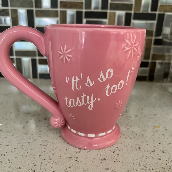 Collector Vandor I Love Lucy Sculpted Ceramic Mug, It's so tasty, Pink, 18-Ounce - Picture 2 of 6
